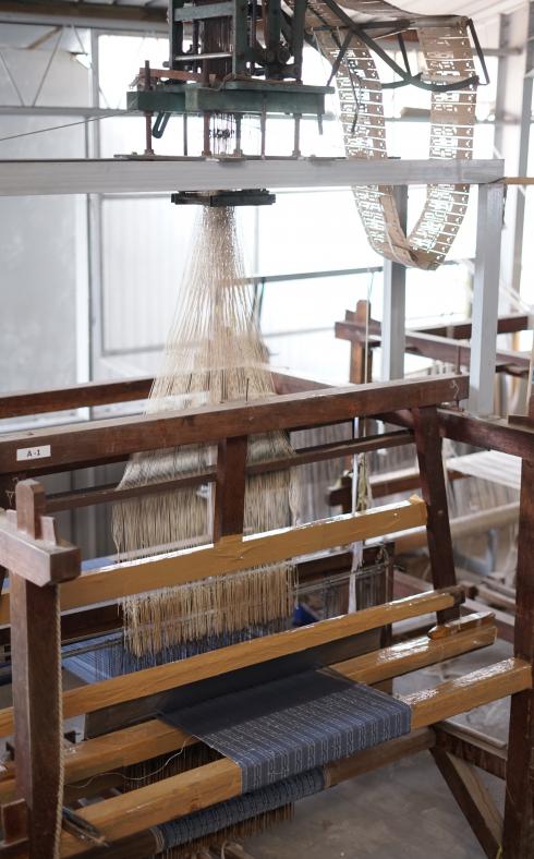 Jacquard Loom
